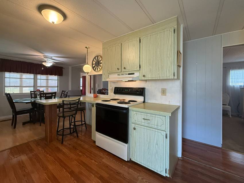 36 Kingsport Ave a Palmetto, FL Mobile or Manufactured Home for Sale